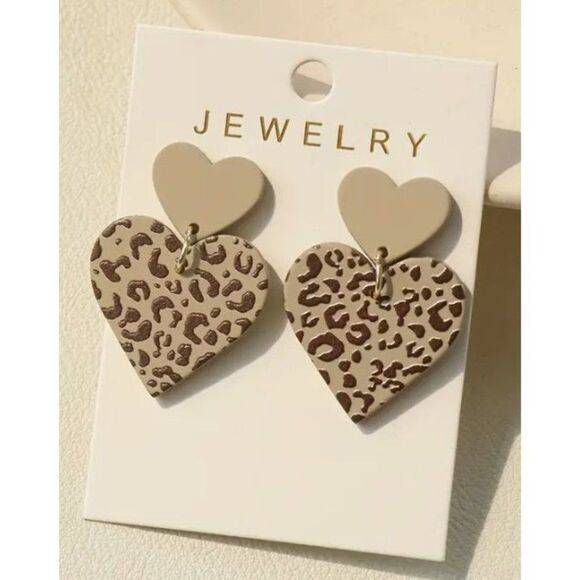 Double Heart‎ Shaped Leopard Earrings New - Picture 1 of 2